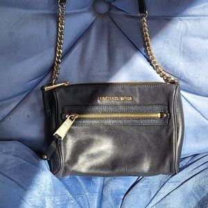 Michael kors crossbody